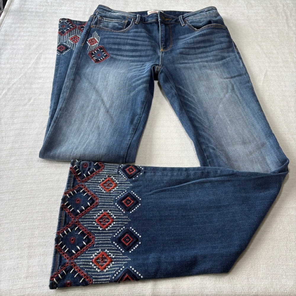 Driftwood Isabel Embroidered Flare Jeans Medium Wash Boho W31 L34